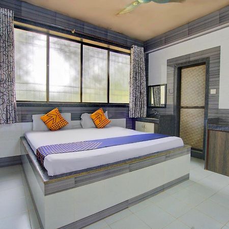 Spot On 63917 Hotel Dolphin Garden コールド エクステリア 写真